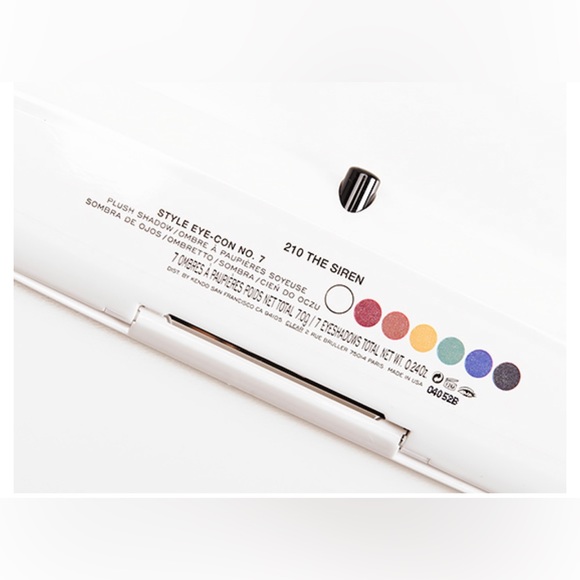 Marc Jacobs Beauty The Siren (210) eye palette - Picture 3 of 5